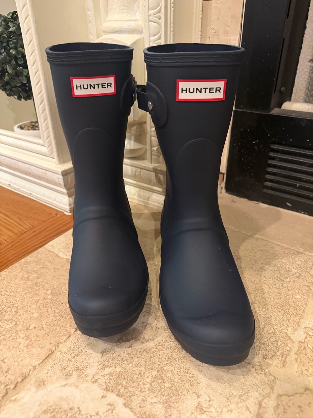 Hunter Short Rain Boots in Navy Blue with Silver Buckle